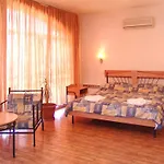 Hotel Family 2*