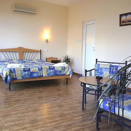 Family Hotel 2*