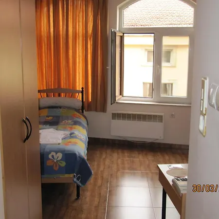 Hotel Family 2*